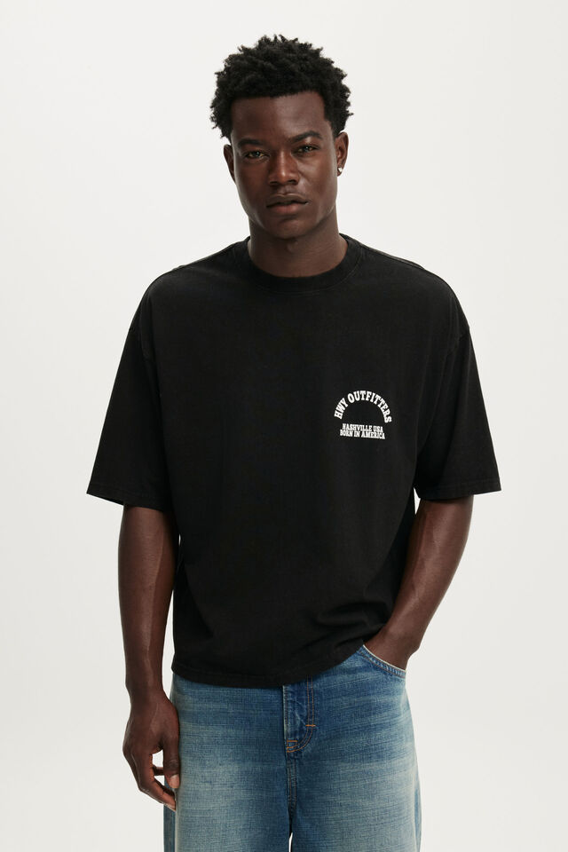 Cropped Fit Graphic T-Shirt, BLACK / HIGHWAY OUTFITTERS