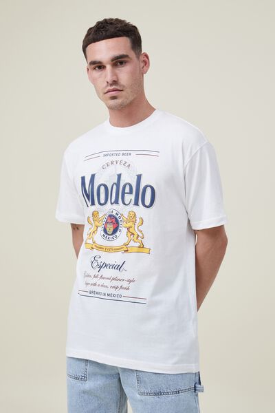 Modelo Loose Fit T-Shirt, LCN MOD VINTAGE WHITE/MODELO - ESPECIAL LIONS