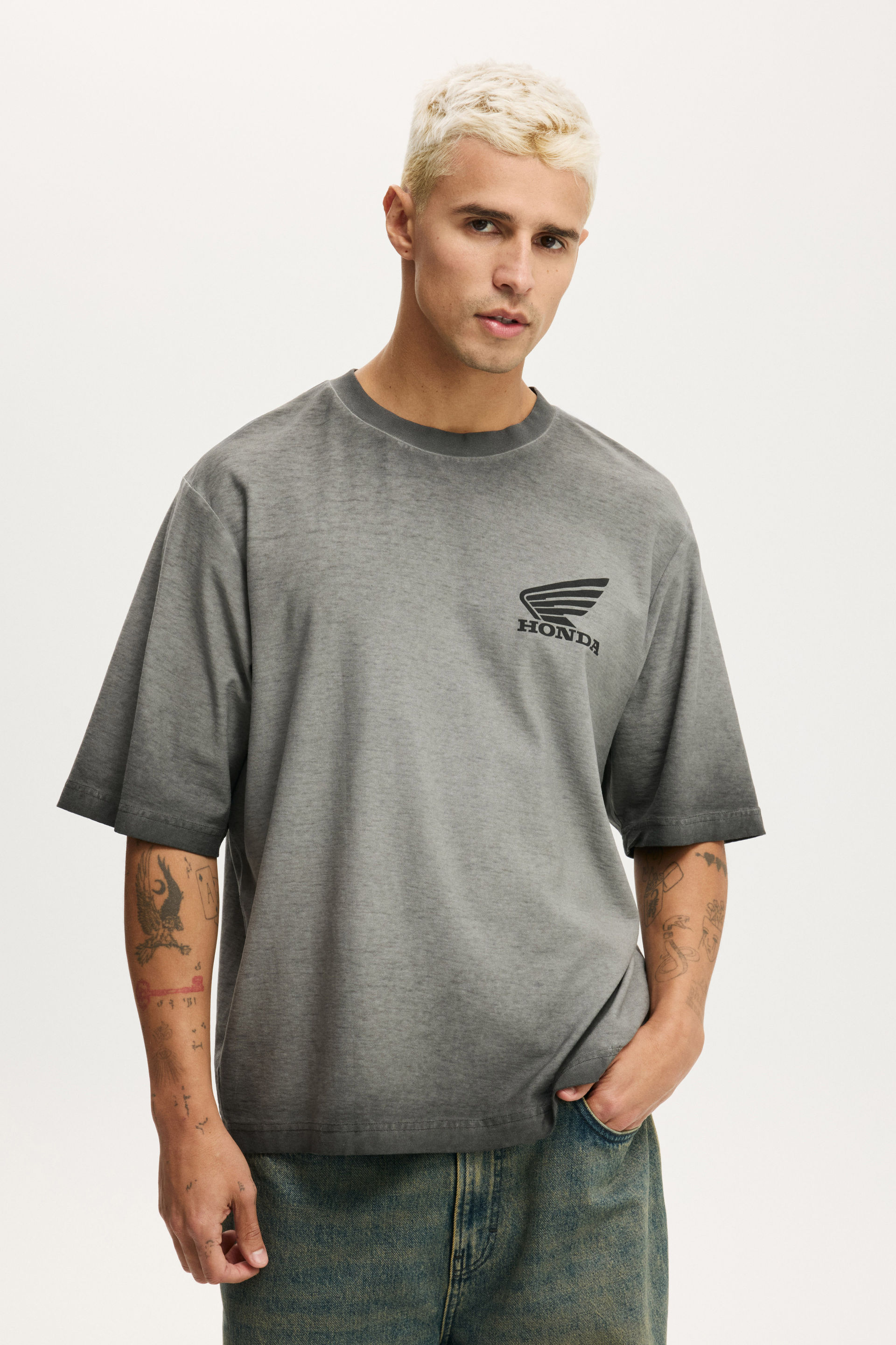 Men's Charcoal Honda Cropped Fit T-Shirt | Cotton On United States