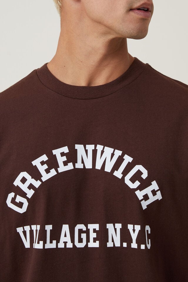 Loose Fit College T-Shirt, DARK OAK / GREENWICH VILLAGE