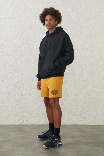 Active Graphic Fleece Short, SUNSET YELLOW/ LEAVE THE ROADS
