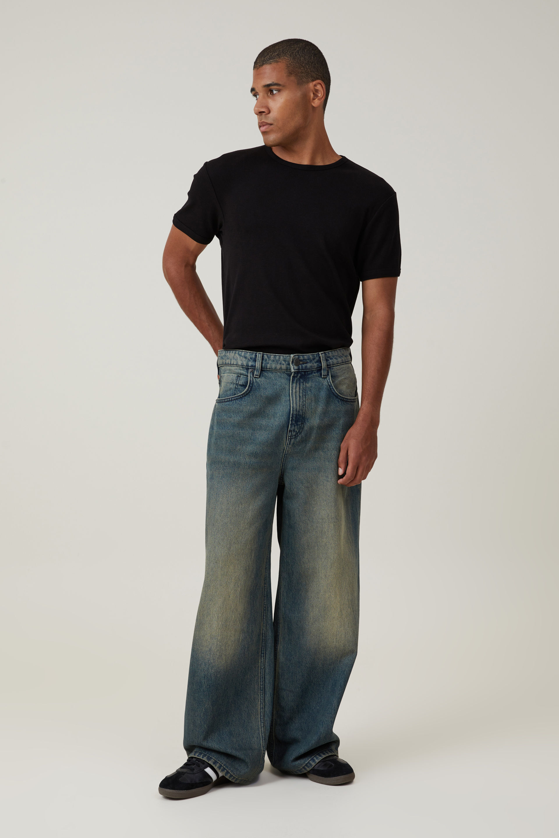 Blue Cotton Denim Jeans For Men in Bellary at best price by Sri Sai  Raghavendra Enterprise - Justdial