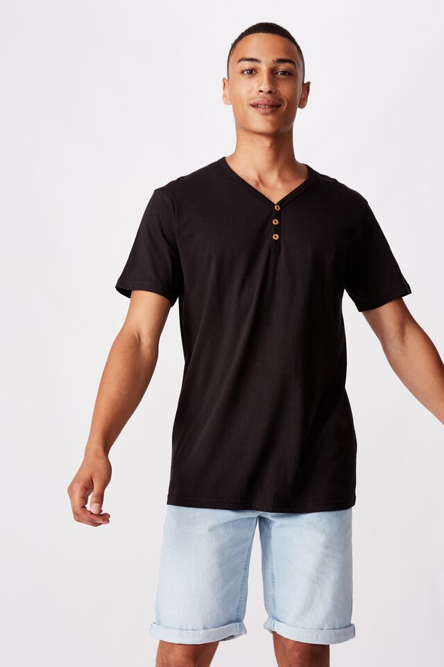 Essential Henley T-Shirt, BLACK