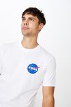 Tbar Collab Pop Culture T-Shirt, LCN NAS WHITE NASA - WORLD LOGO