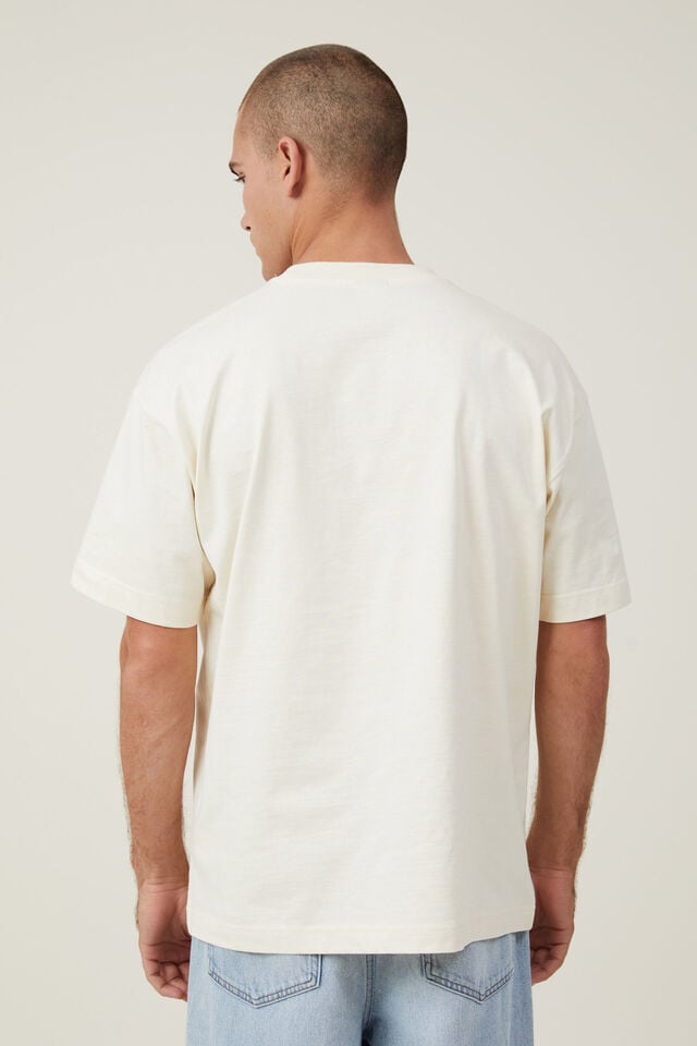 Camiseta - Box Fit College T-Shirt, CREAM PUFF/ TRACK DIV