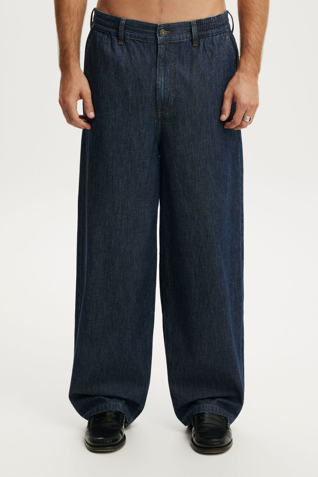 Relaxed Baggy Jogger by Cotton On