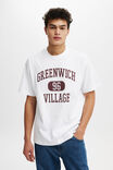 Camiseta - Box Fit College T-Shirt, WHITE/GREENWICH VILLAGE 96 - vista alternativa 1