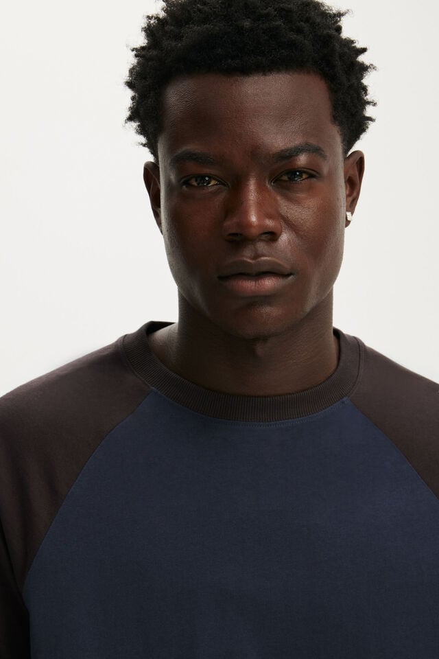 Everyday Fit Long Sleeve T-Shirt, TRUE NAVY/BITTER BROWN