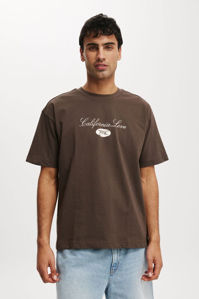 Camiseta - Tupac Box Fit Premium Music T-Shirt, LCN BRA ASHEN BROWN / TUPAC - CALIFORNIA LOVE