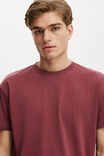 Fitted T-Shirt, REDWOOD - example image 4