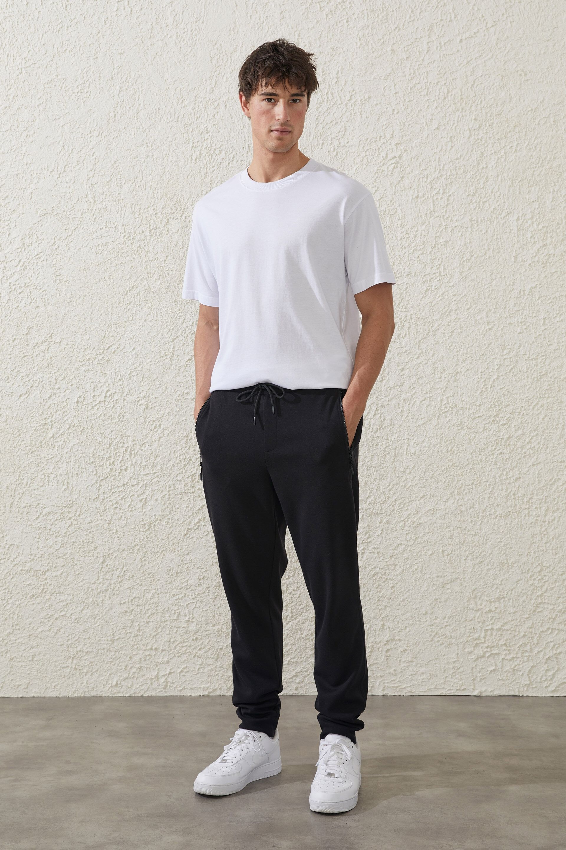 Men Track Pants And T Shirt Combo – flip-shop.in