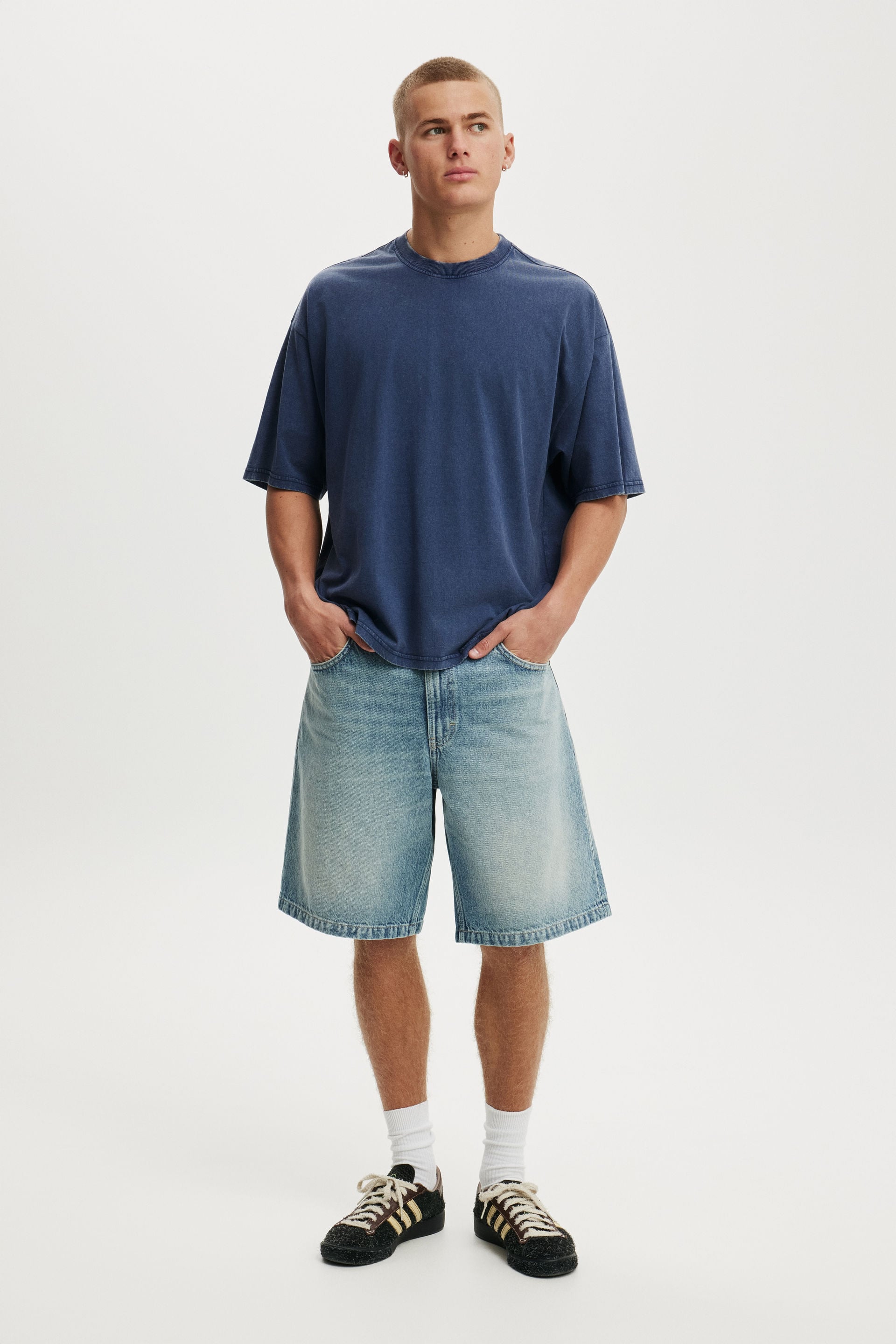 Cropped Fit T-Shirt