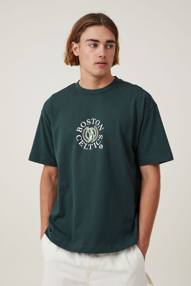 NBA Boston Celtics Box Fit T-Shirt, LCN NBA PINENEEDLE GREEN/BOSTON CELTICS SCRIP