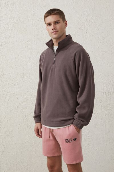 Active Graphic Fleece Short, WASHED GRAPE / STACKED LOGO
