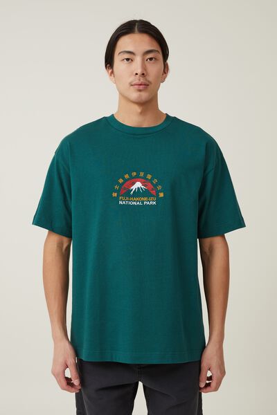 Camiseta - Heavy Weight Graphic T-Shirt, EVERGREEN/MT FUJI HIKING
