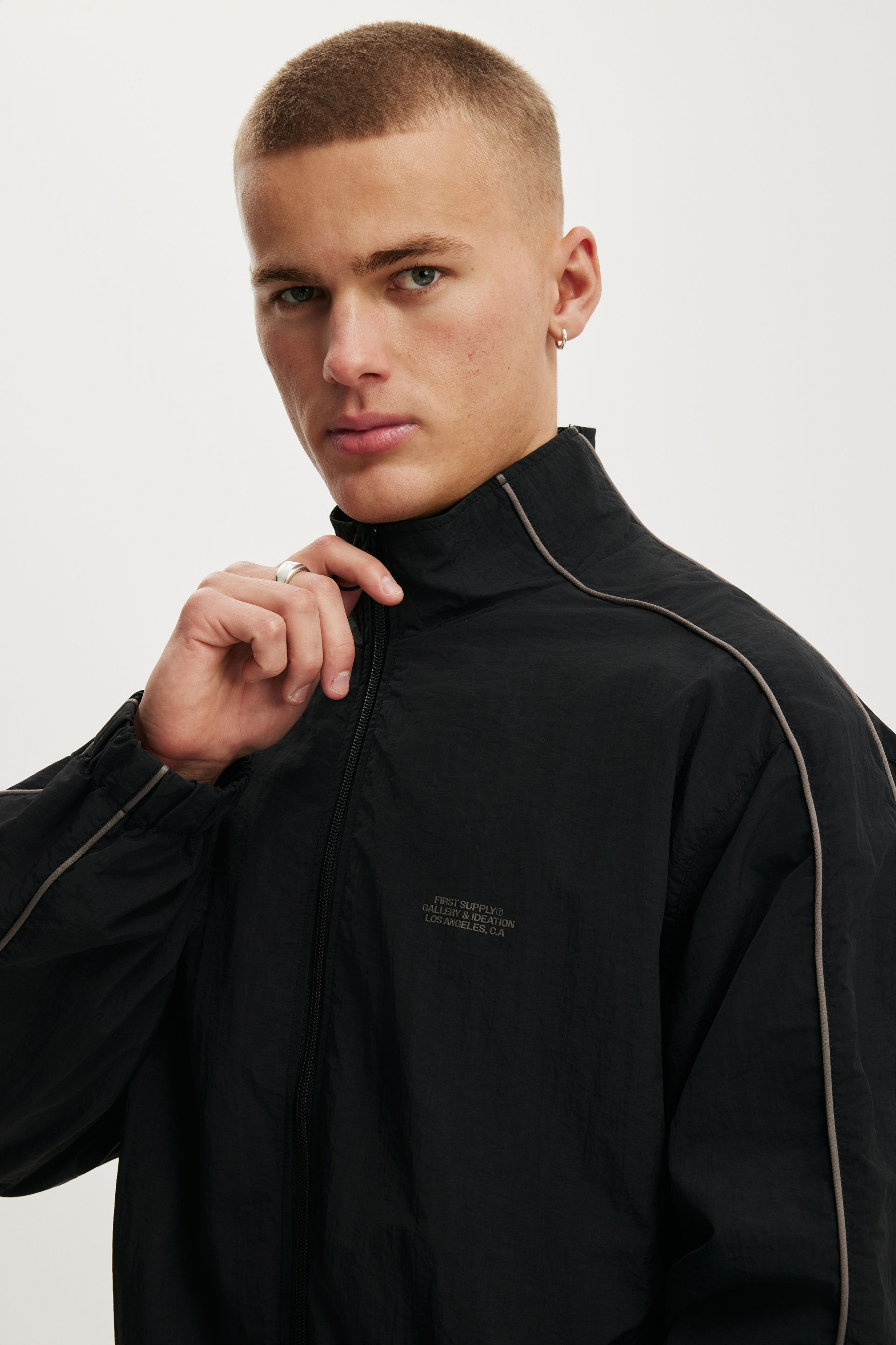 Men's Multi Jaqueta - Panelled Spray Jacket | Cotton On Brazil