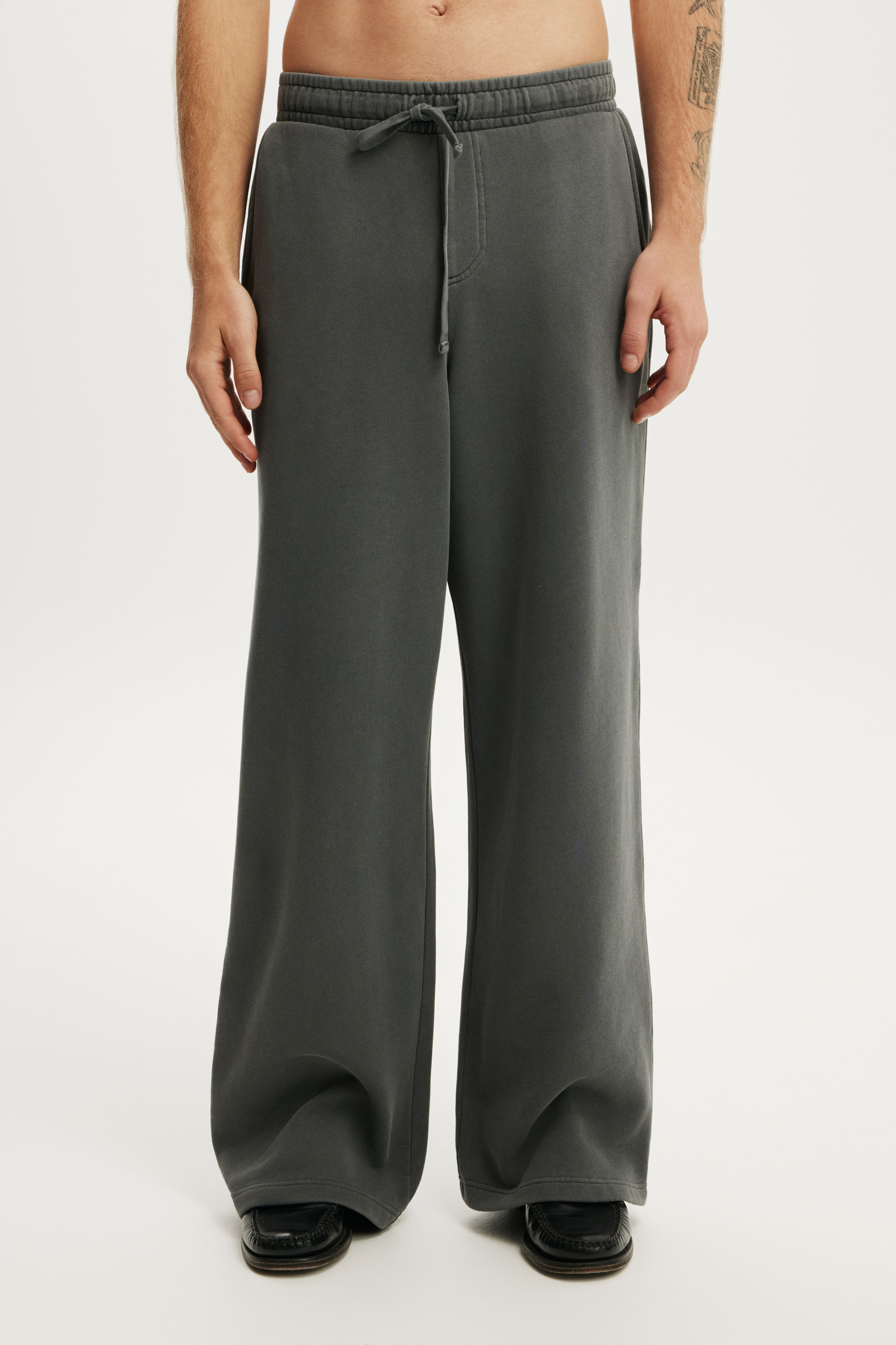 Super Baggy Track Pant