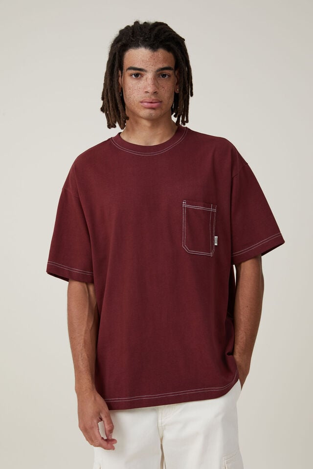 Camiseta - Heavy Weight Pocket T-Shirt, DARK CARMINE / CIVIC CONTRAST