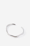 Select Colour: SILVER WAVY CUFF