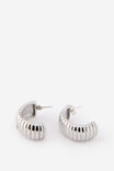 Select Colour: SILVER RIBBED CURVED STUD