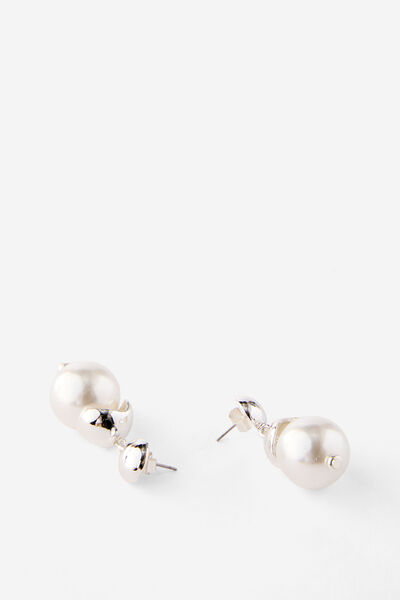 Mid Charm Earring, SILVER CAPPED ROUND PEARL