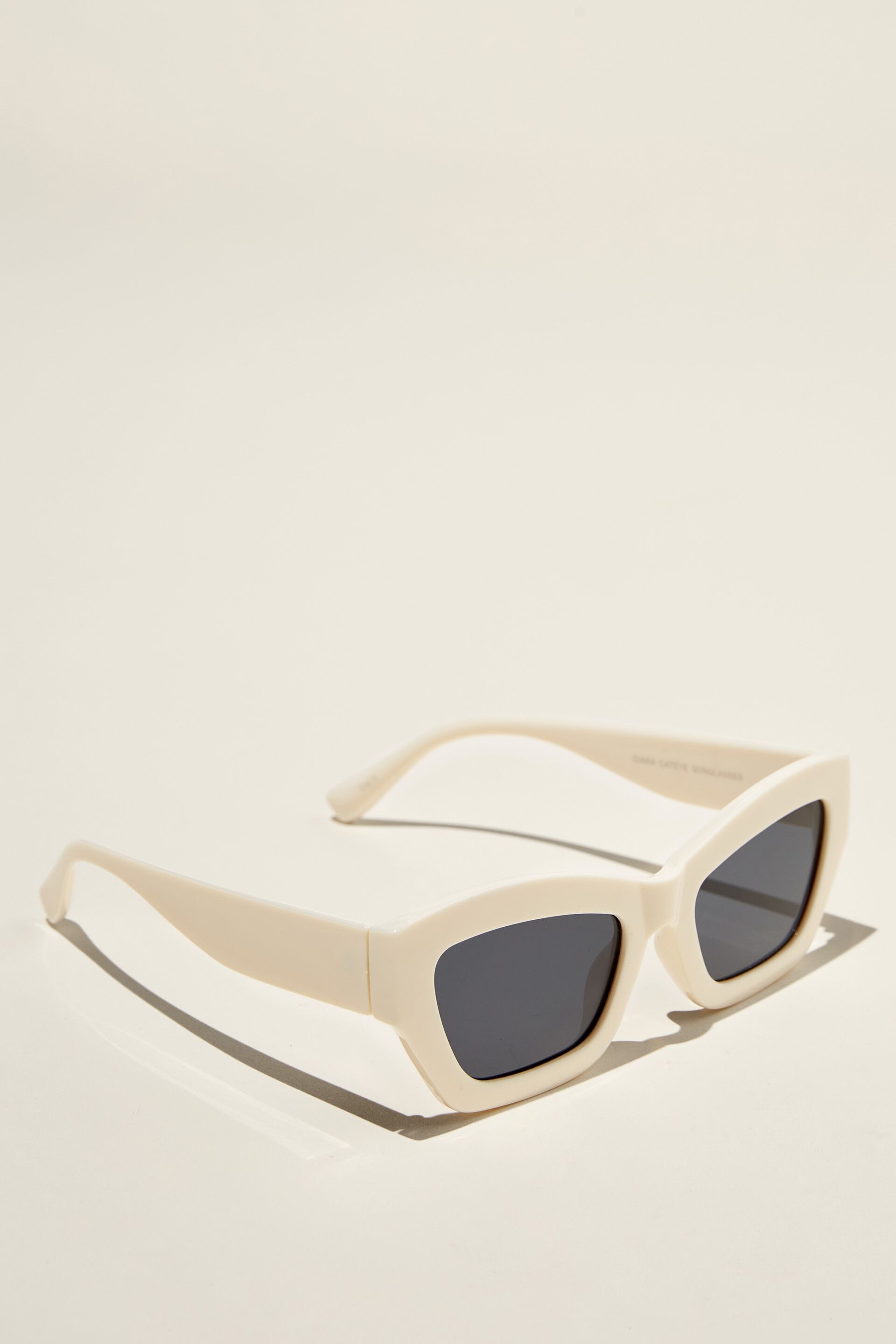 Women Sunglasses | Ciara Cateye Sunglasses - JP26921