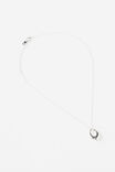 Select Colour: SILVER OVAL