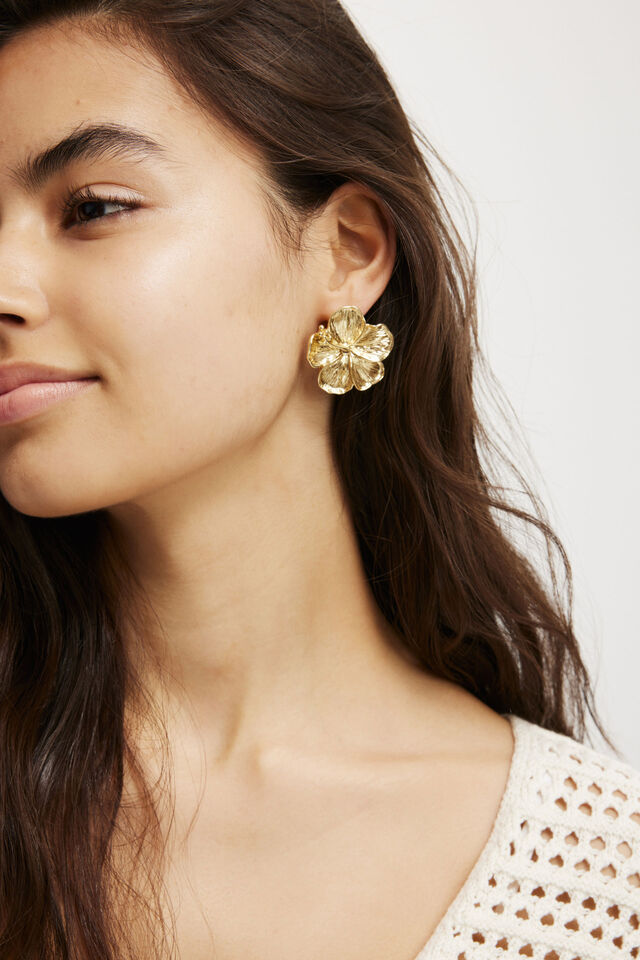 Mid Charm Earring, GOLD PLATED HIBISCUS STUD