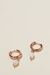 ROSE GOLD PLATED CHUNKY PEARL DROP