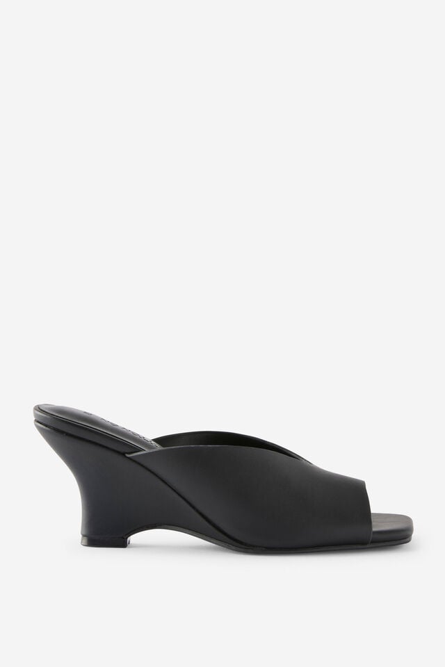 Michelle Wedge, BLACK PU