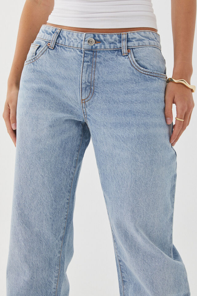 Low Rise Straight Jean