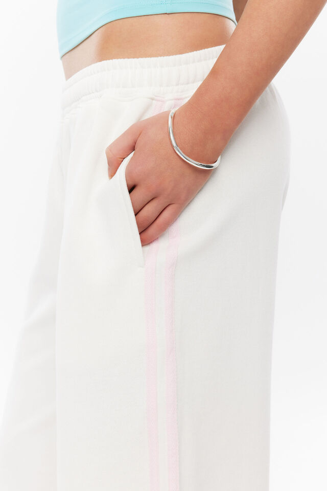 Yuri Longline Sweat Short, CREAMY WHITE/PINK