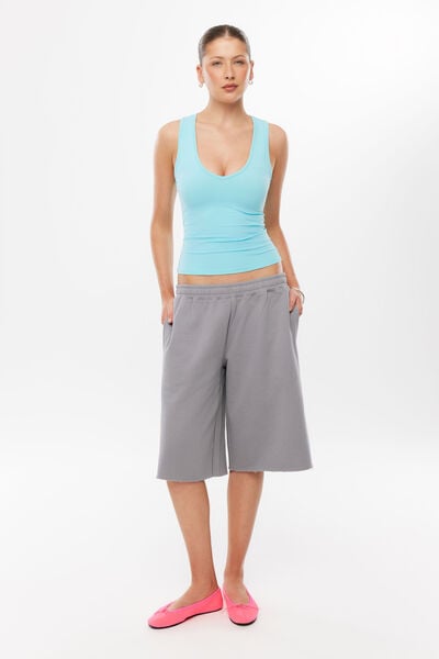 Yuri Longline Sweat Short, PLATINUM GREY/WHITE