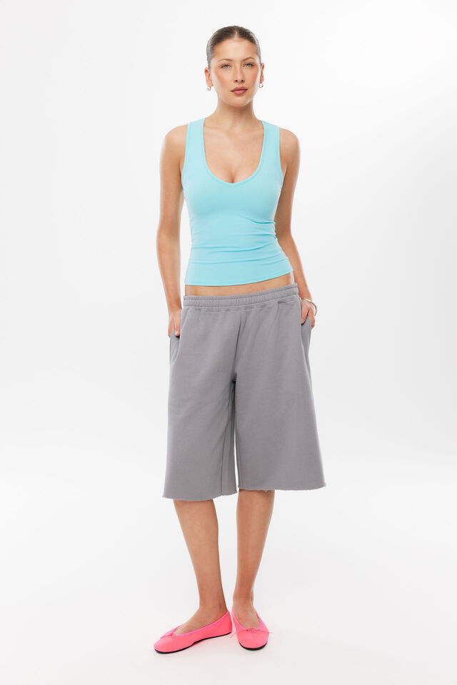 Yuri Longline Sweat Short, PLATINUM GREY/WHITE