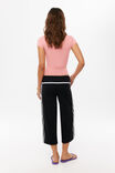 Diva Low Rise Active Capri, BLACK/WHITE - example image 3