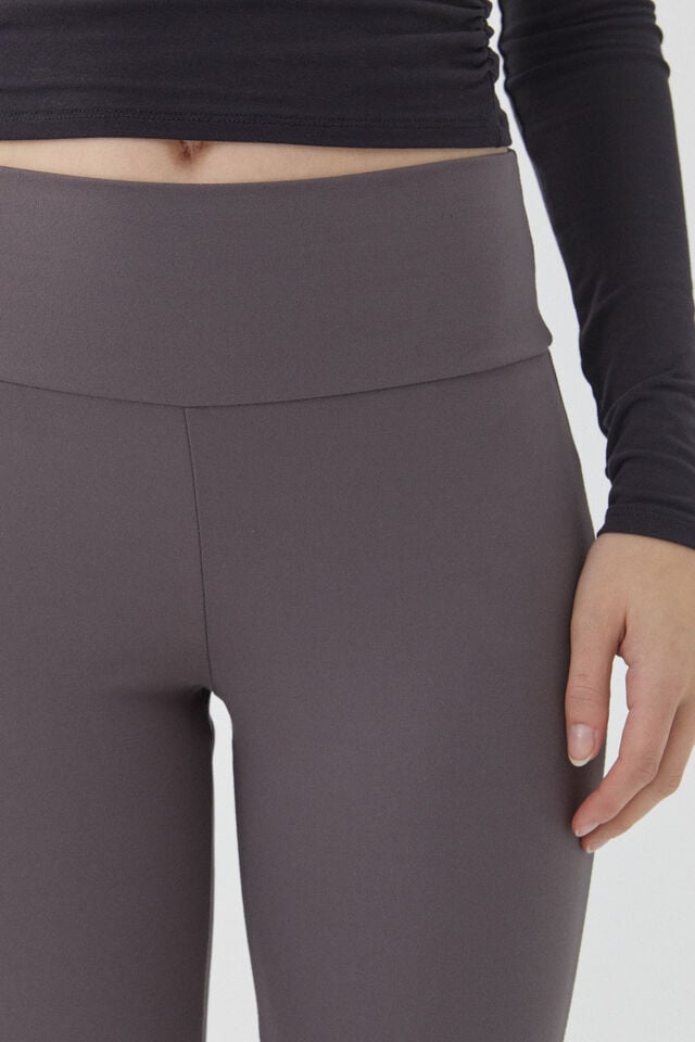 Active Flare Pant, CHROME GREY