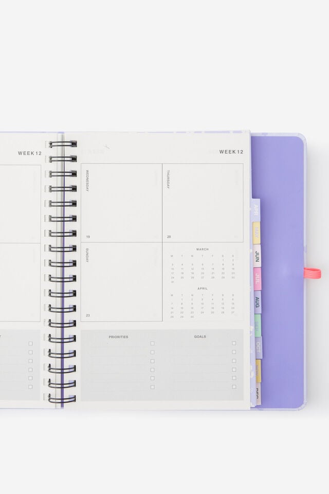 2025 Stay Focused Weekly Planner, LAVENDER DITSY