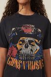 The Oversized Guns N Roses Tee, LCN BR GUNS N ROSES SKULL HEAD/BLACK - alternate image 4