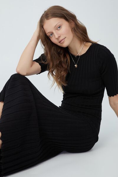 Twist Knit Short Sleeve Midi Dress, BLACK