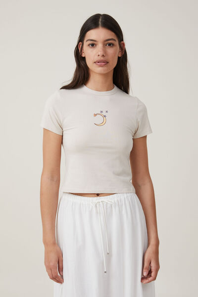 Camiseta - Fitted Graphic Longline Tee, CRESCENT MOON/STONE
