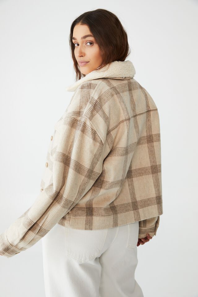 Curve Removable Sherpa Collar Trucker, NATURAL CHECK