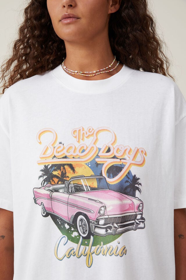 Camiseta - Boyfriend Fit Graphic License Tee, LCN BR THE BEACH BOYS CALIFORNIA/ VINTAGE WHT