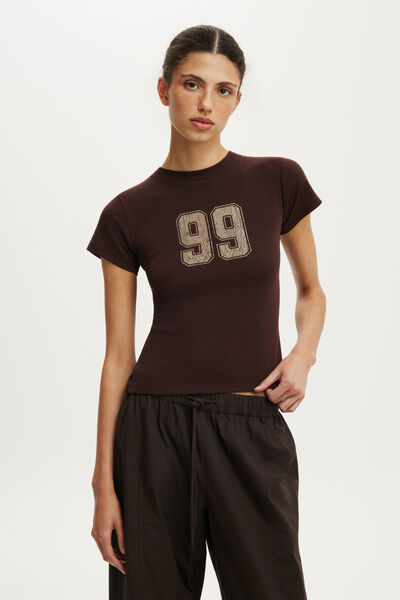 The Tiny Graphic Tee, 99 / DARK OAK