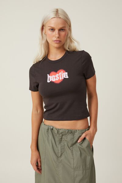Fitted Graphic Longline Tee, BESTIE/WASHED BLACK