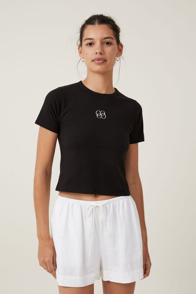 Camiseta - Fitted Graphic Longline Tee, ROY/BLACK