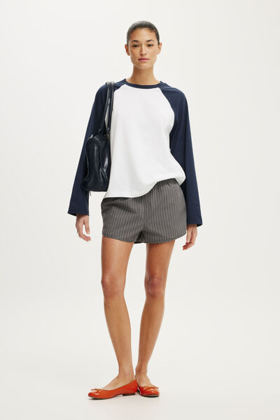 Chloe Sporty Short, KYLIE PINSTRIPE GREY