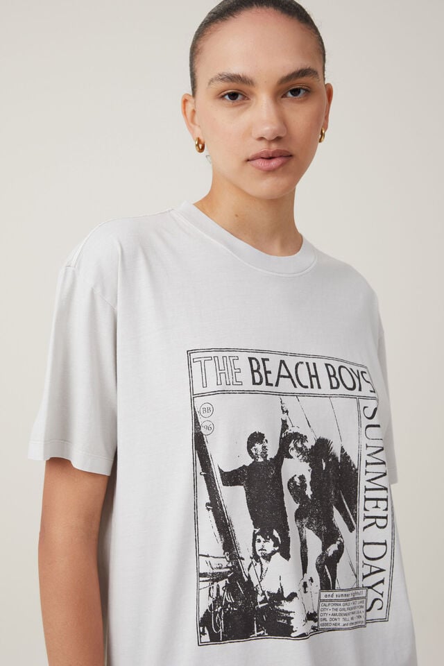 Beach Boys Oversized Graphic Tee, LCN BRA BEACH BOYS/SMOKE