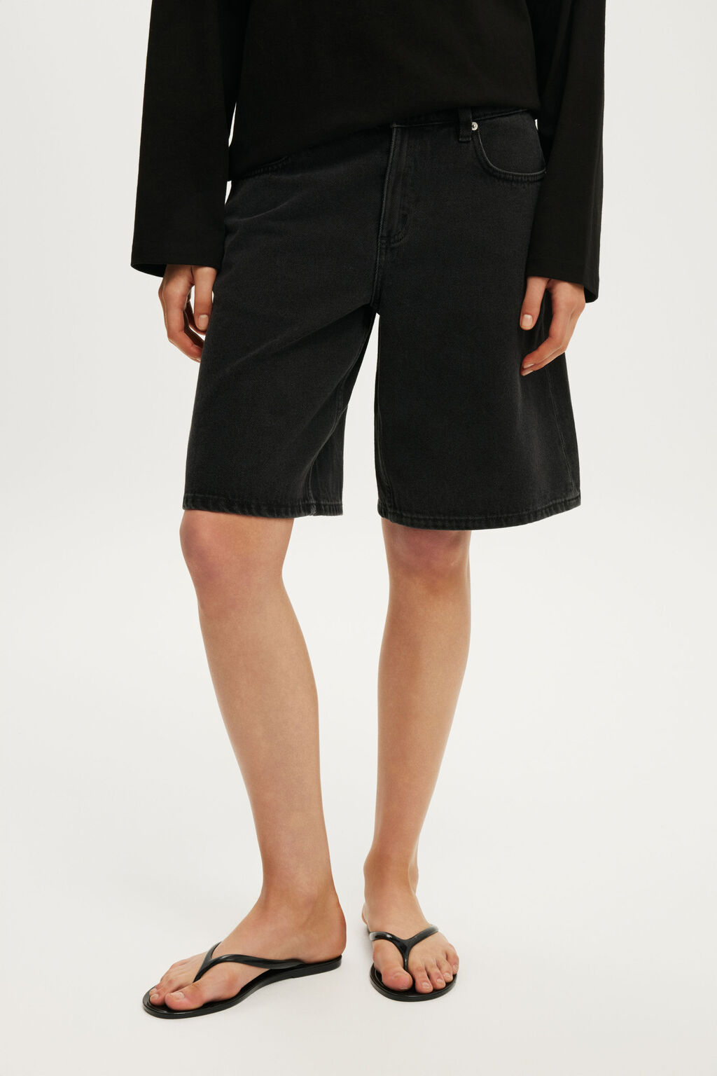 Baggy Denim Short by Cotton On