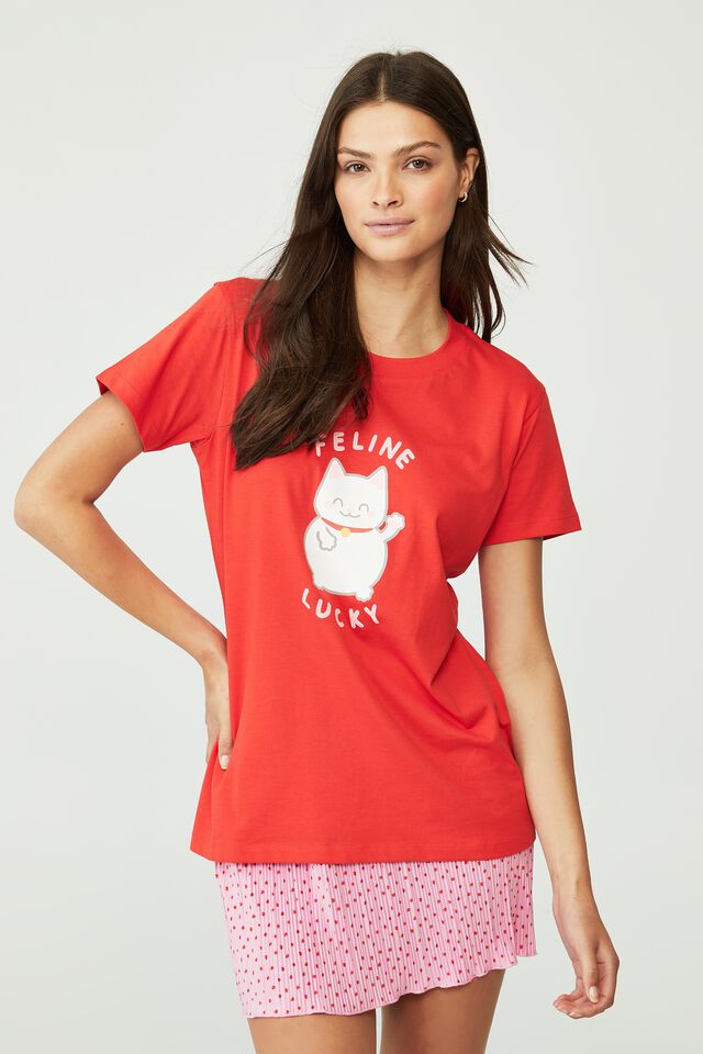 Classic Cny Graphic T Shirt, FELINE LUCKY/CANDY APPLE
