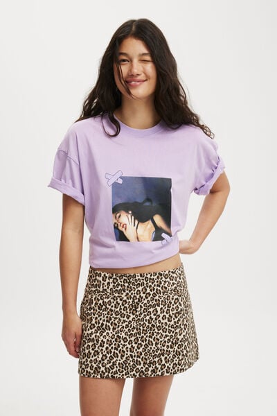 The Lcn Boxy Graphic Tee, LCN BR OLIVIA RODRIGO PHOTOGRAPHIC /VIOLA